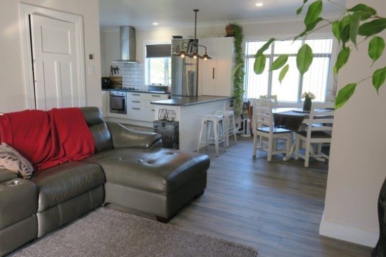 Photo of property in 21 West Road, Tokoroa, 3491