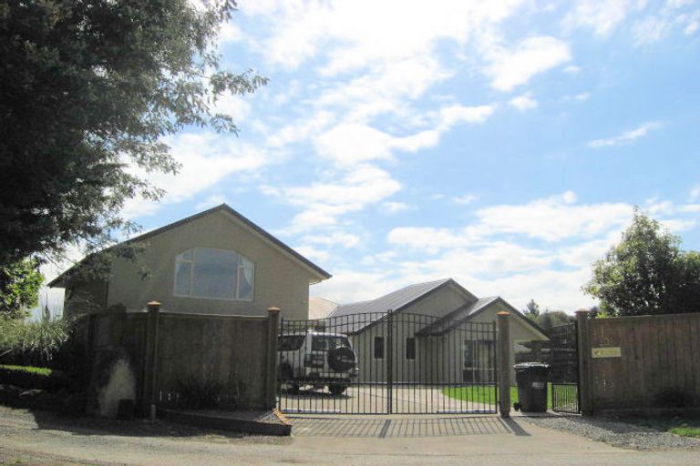 Photo of property in 13 Grange View, Woodend, 7610