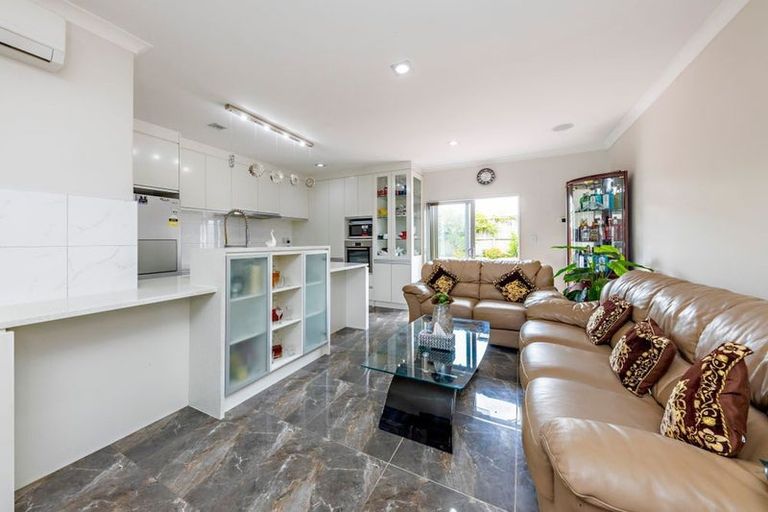 Photo of property in 4 Cahir Place, Flat Bush, Auckland, 2019