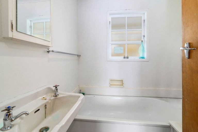 Photo of property in 34 Roger Street, Pukehangi, Rotorua, 3015