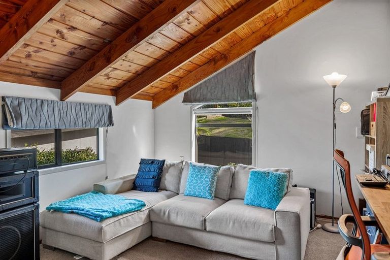Photo of property in 17 Cockle Place, Stillwater, Silverdale, 0993
