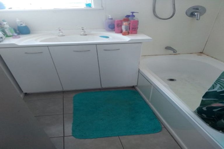 Photo of property in 22 Gordon Road, Western Heights, Rotorua, 3015