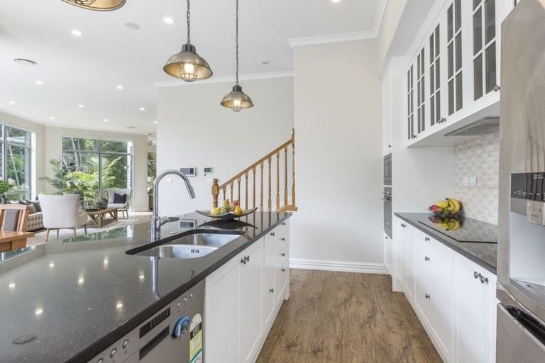 Photo of property in 47 Blacks Road, Greenhithe, Auckland, 0632