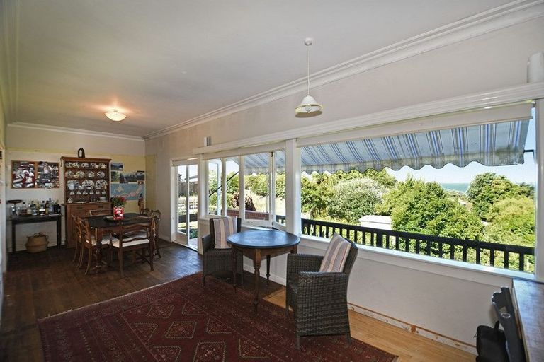 Photo of property in 10 Totara Road, Leigh, 0985