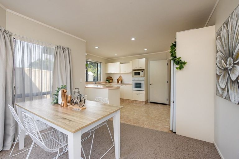 Photo of property in 39a Raumati Road, Raumati Beach, Paraparaumu, 5032