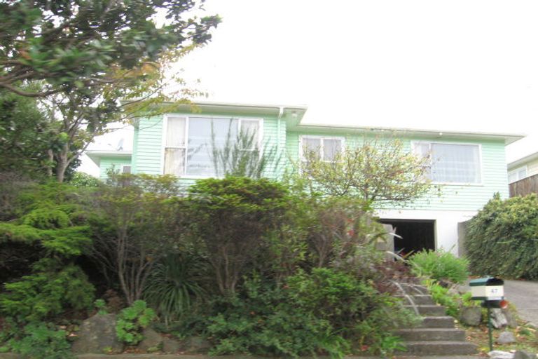 Photo of property in 47 Redwood Avenue, Tawa, Wellington, 5028