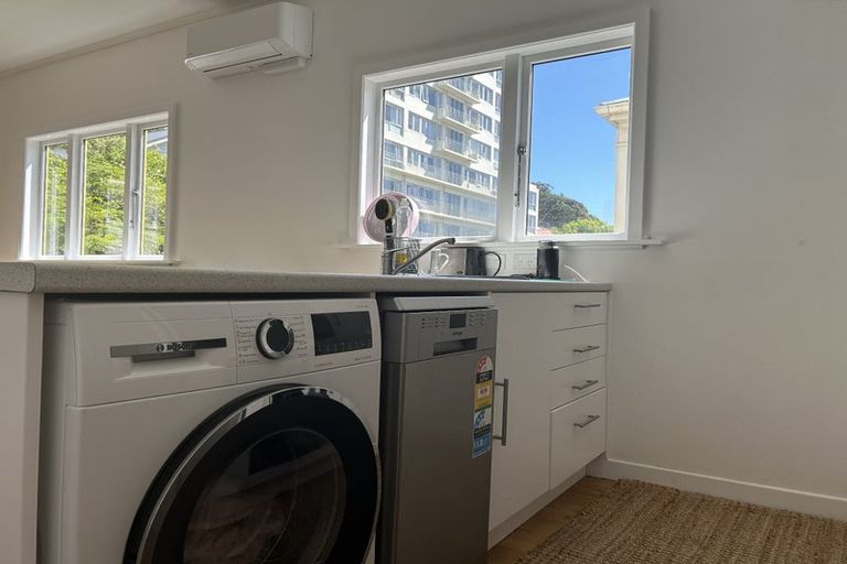 Photo of property in 5 Goring Street, Thorndon, Wellington, 6011