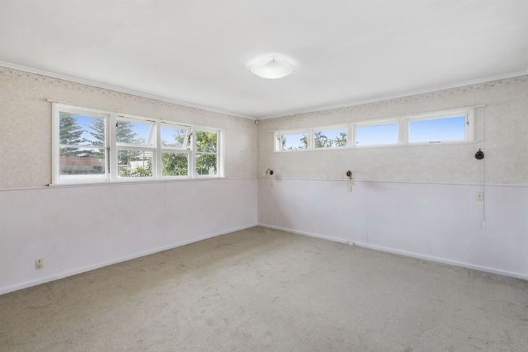Photo of property in 20 Waterloo Road, Milford, Auckland, 0620