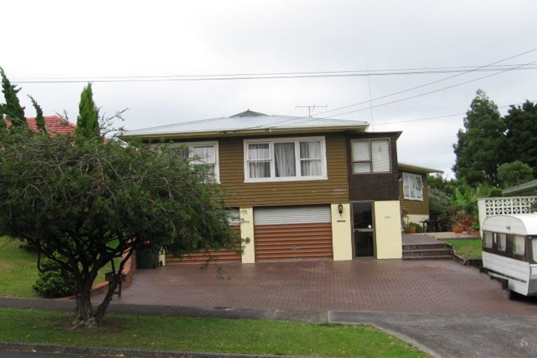 Photo of property in 20 Kay Drive, Blockhouse Bay, Auckland, 0600