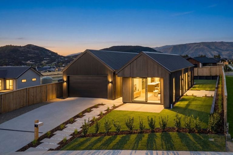 Photo of property in Northlake, 9 Stonehenge Road, Wanaka, 9305