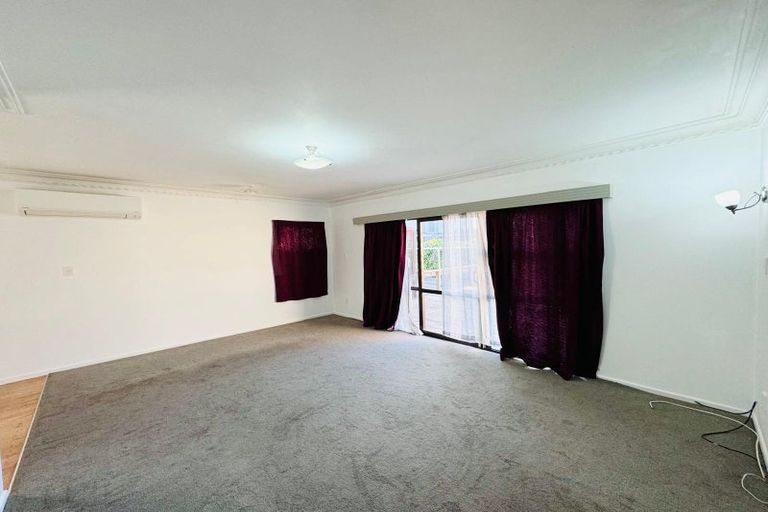 Photo of property in 17 Margaret Road, Papatoetoe, Auckland, 2025