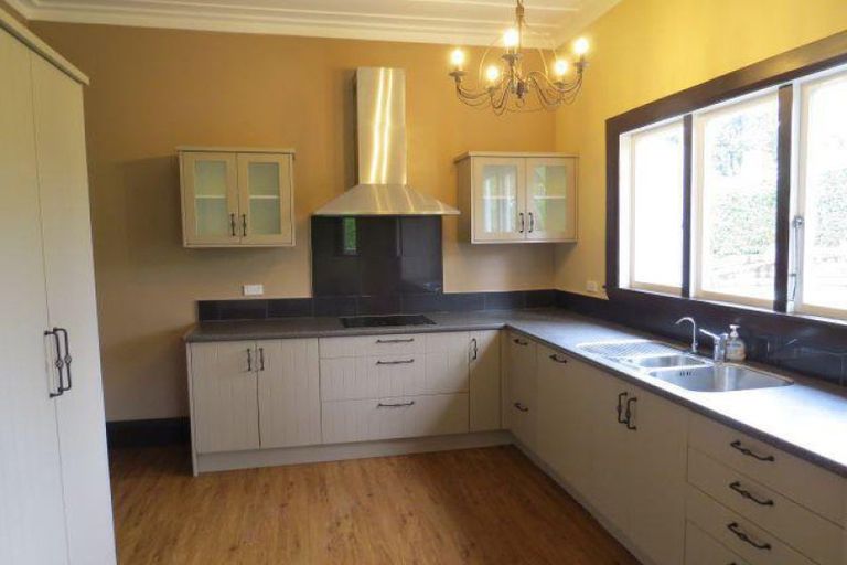 Photo of property in 221a Tukapa Street, Westown, New Plymouth, 4310