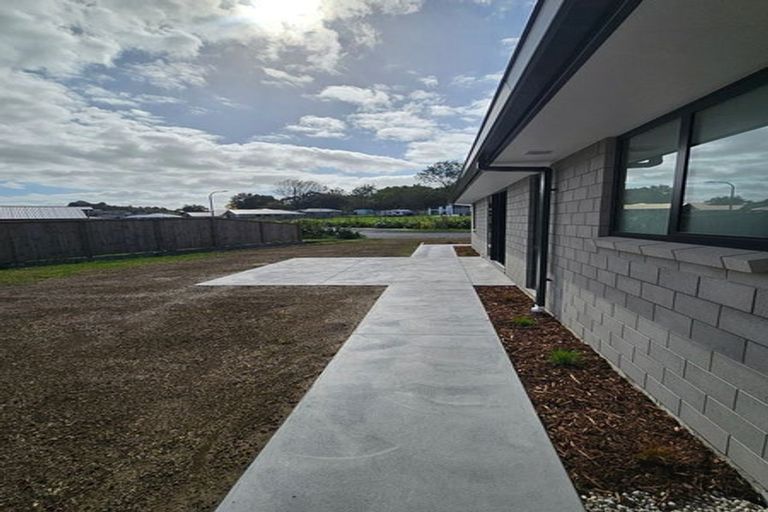 Photo of property in 14 Sunline Crescent, Paeroa, 3600