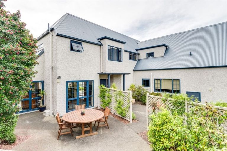 Photo of property in 39 Cumberland Rise, Taradale, Napier, 4112