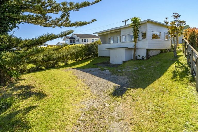 Photo of property in 90b Harbour View Road, Omokoroa, 3114