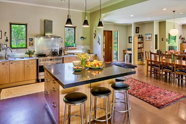 Photo of property in 96 Arcus Road, Te Horo, Otaki, 5582