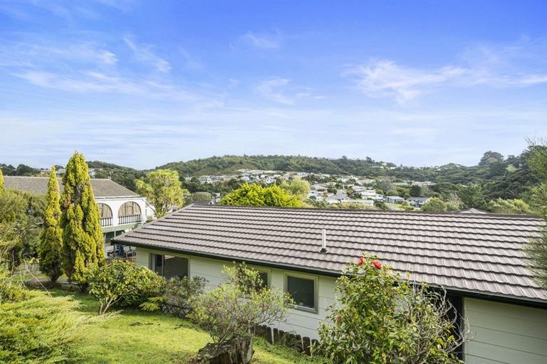 Photo of property in 74 Leeward Drive, Whitby, Porirua, 5024