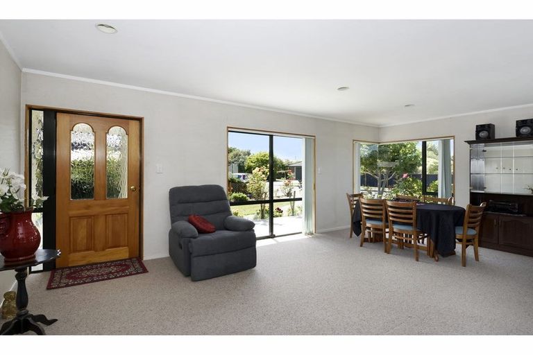 Photo of property in 21 Malthouse Crescent, Brightwater, 7022