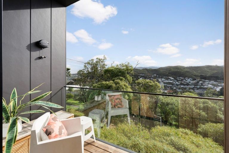 Photo of property in 49 Avon Street, Island Bay, Wellington, 6023