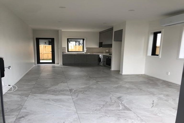 Photo of property in 18 Bei Road, Papakura, 2110