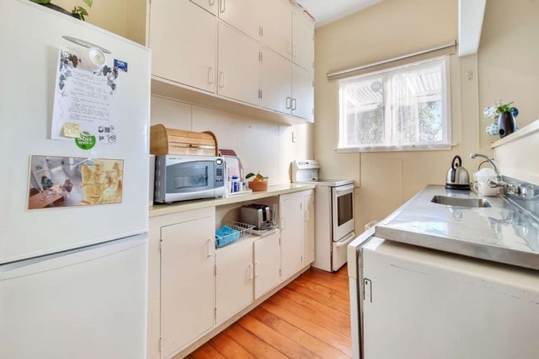 Photo of property in 33 Bidois Road, Fairy Springs, Rotorua, 3015