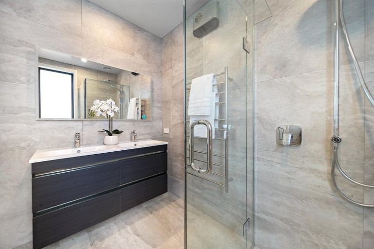 Photo of property in 13 Woolshed Road, Jacks Point, Queenstown, 9371