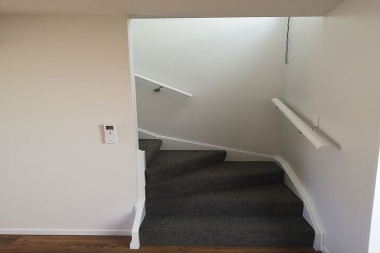 Photo of property in 2/26 Fitzherbert Road, Wainuiomata, Lower Hutt, 5014