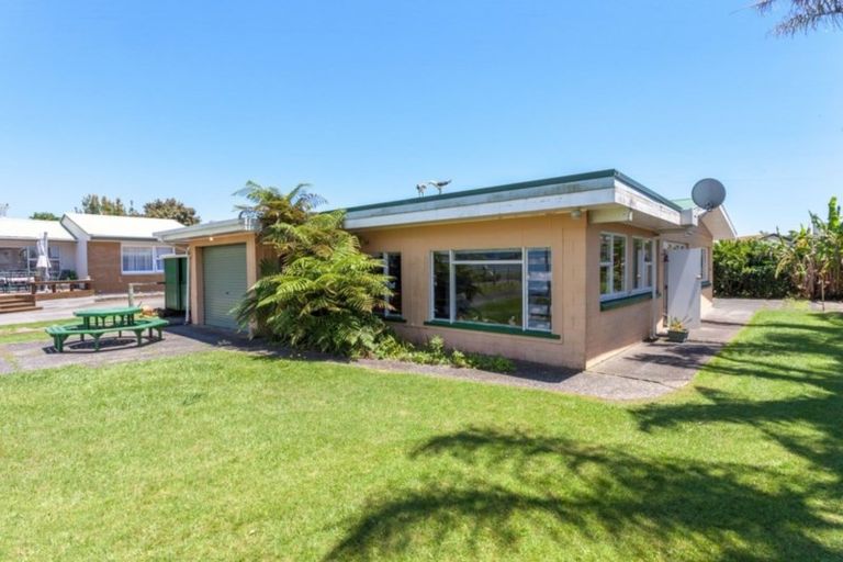 Photo of property in 43 Robinson Road, Whitianga, 3510