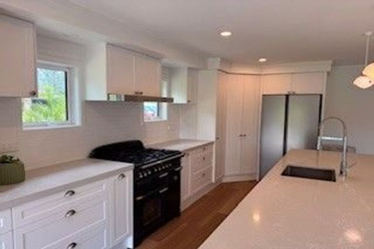 Photo of property in 348 Wainui Road, Wainui, Silverdale, 0992