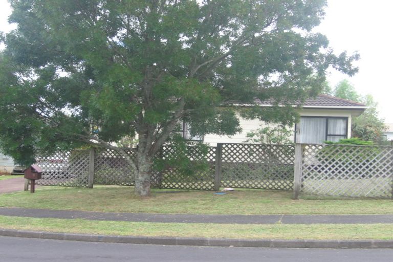 Photo of property in 9 Sunward Rise, Glenfield, Auckland, 0629