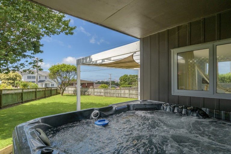 Photo of property in 1 Lemon Grove Avenue, Otumoetai, Tauranga, 3110