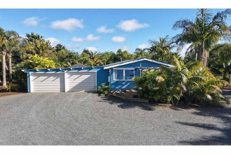 Photo of property in 17 Karaka Drive, Kerikeri, 0230