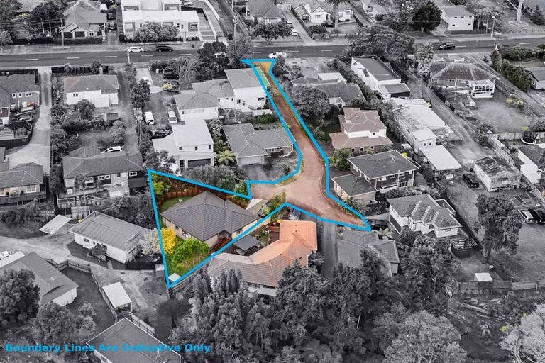 Photo of property in 17c Tirimoana Road, Te Atatu South, Auckland, 0602