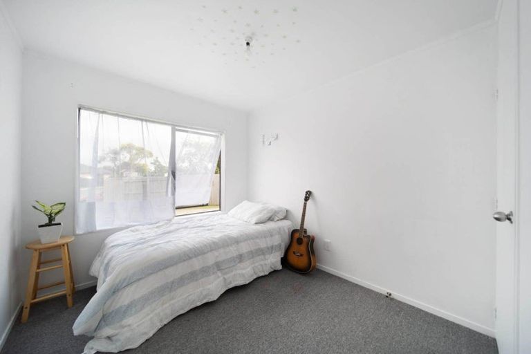 Photo of property in 10 Horlicks Place, Randwick Park, Auckland, 2105