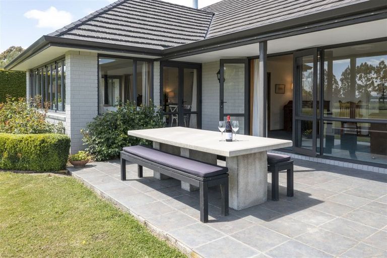 Photo of property in 301 School Road, West Eyreton, Rangiora, 7475