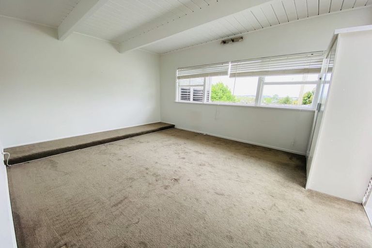 Photo of property in 156 Bleakhouse Road, Mellons Bay, Auckland, 2014