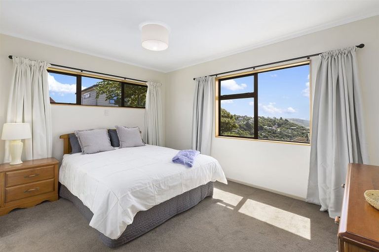 Photo of property in 22 Mercury Way, Whitby, Porirua, 5024