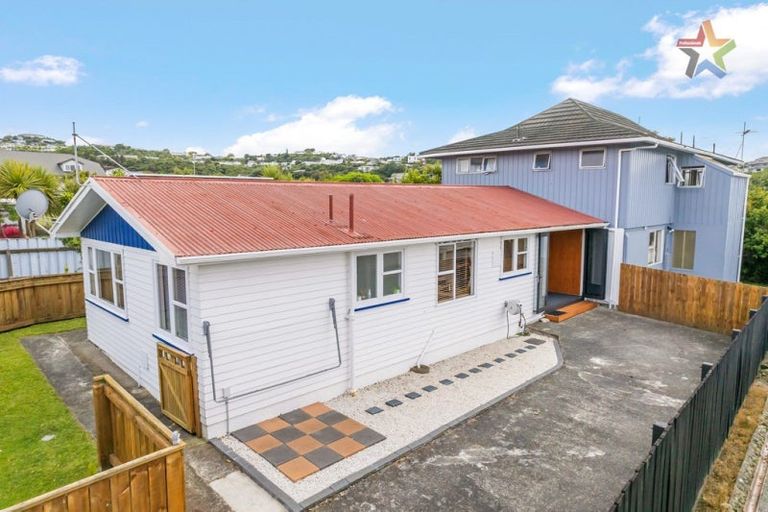 Photo of property in 1/150 Dowse Drive, Maungaraki, Lower Hutt, 5010
