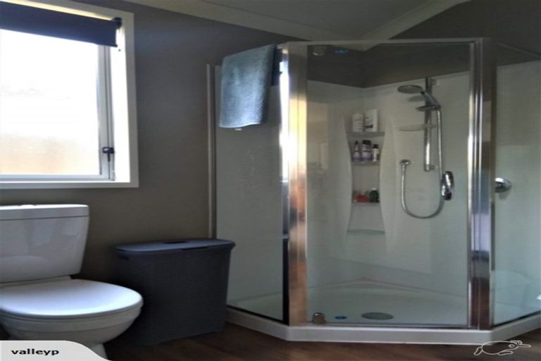 Photo of property in 19 Karoola Place, Havelock North, 4130