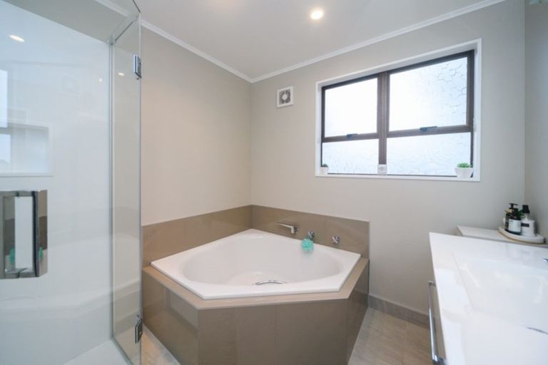 Photo of property in 1 Meads Place, Bulls, 4818