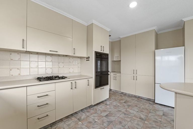 Photo of property in 140 Parklands Avenue, Bell Block, New Plymouth, 4312