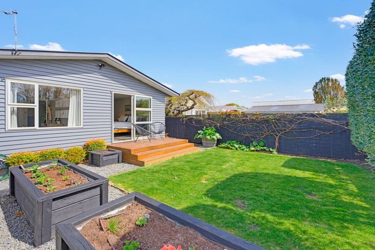 Photo of property in 12 Saffron Street, Bryndwr, Christchurch, 8053