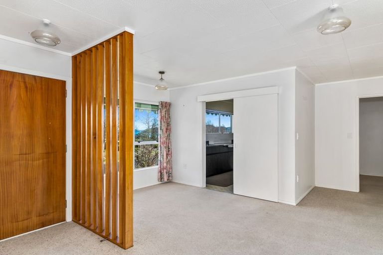 Photo of property in 16 Kenrigg Road East, Kinloch, Taupo, 3377