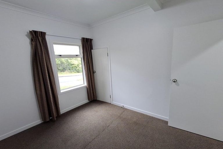 Photo of property in 71 Logie Street, Stokes Valley, Lower Hutt, 5019