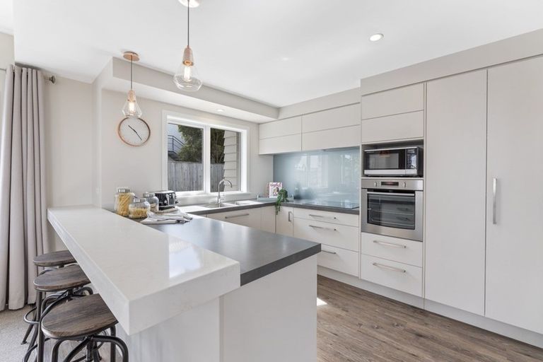 Photo of property in 742 Main Street, Palmerston North, 4414