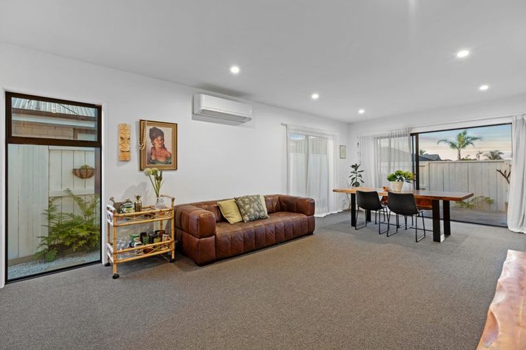 Photo of property in 12 Mida Close, Papamoa Beach, Papamoa, 3118