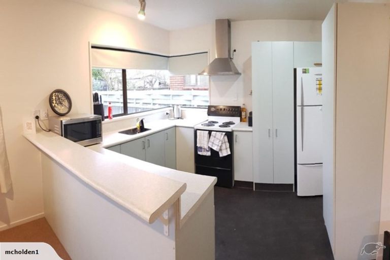 Photo of property in 2/56 Kerrs Road, Avonside, Christchurch, 8061