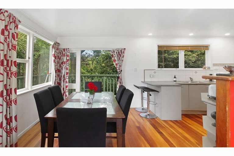 Photo of property in 1/19 Gazelle Avenue, Beach Haven, Auckland, 0626