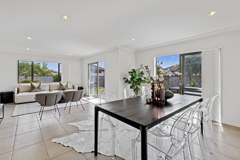 Photo of property in 38 Oakway Drive, Schnapper Rock, Auckland, 0632