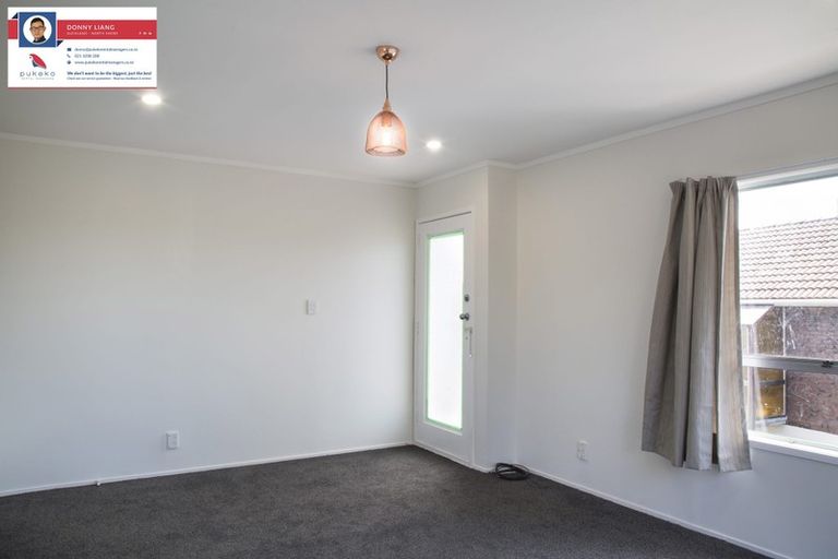 Photo of property in 1/9 Miraka Place, Birkenhead, Auckland, 0626